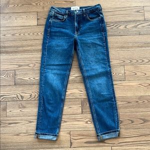 Women's Blue Jeans Biden size 27R